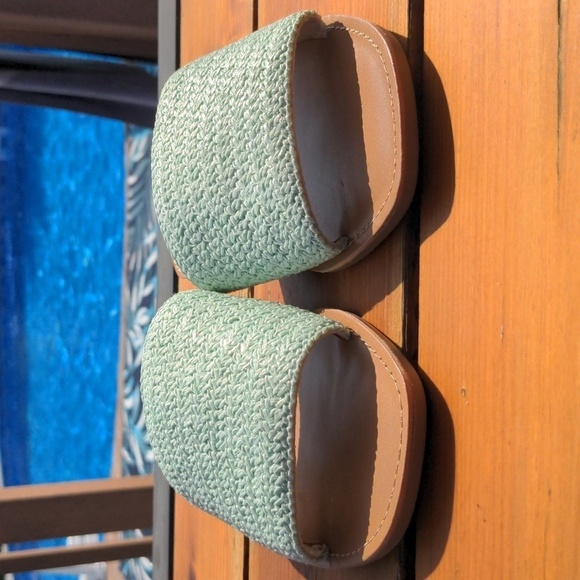 SODA Minty Rattan Beach Slides Wmns Sz 9 - Picture 7 of 11